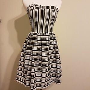 Black and white strapless dress
